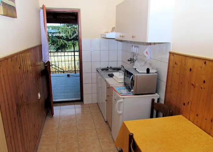 With Parking Space Kraj, Pasman - 696 아파트 *