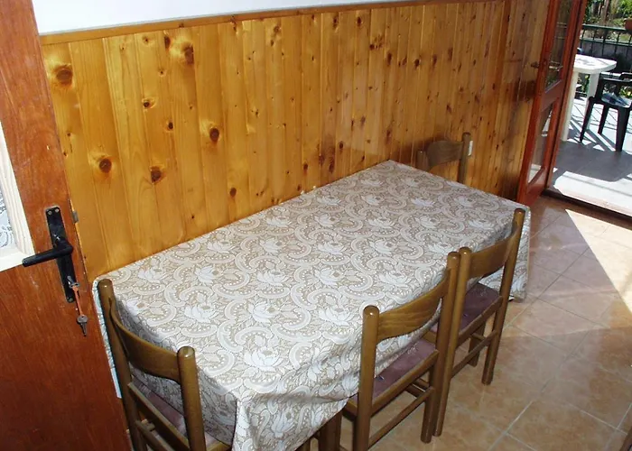 With Parking Space Kraj, Pasman - 696