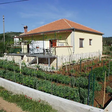 With Parking Space Kraj, Pasman - 696 Appartement *