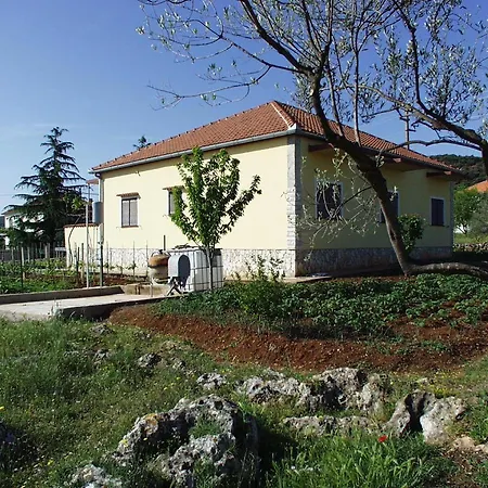 With Parking Space Kraj, Pasman - 696