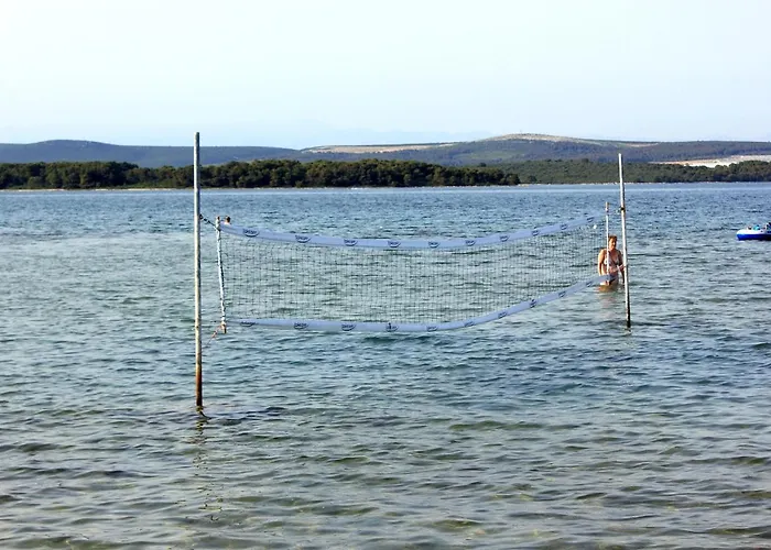 With Parking Space Kraj, Pasman - 696 * 트콘